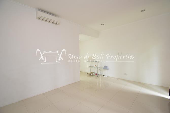 Villa image 2