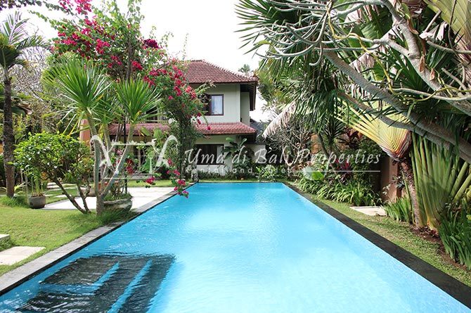 Villa image 1