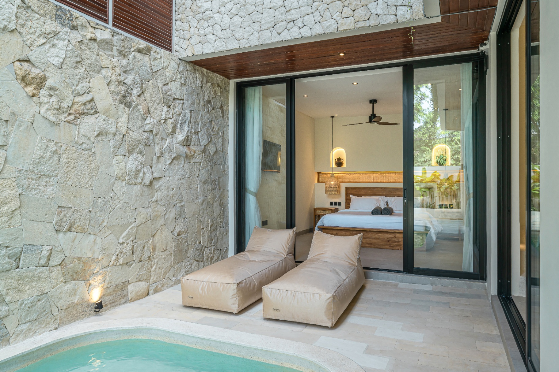 Villa image 2