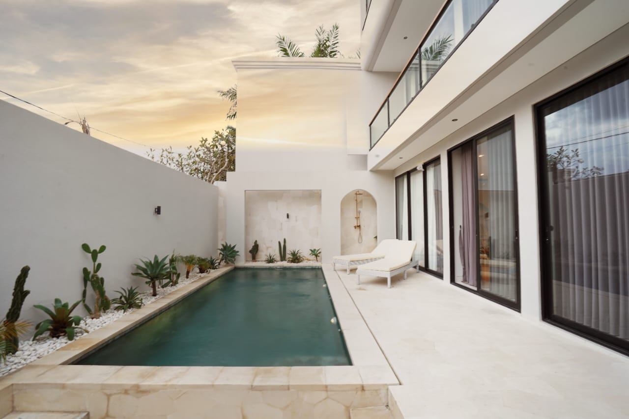 Villa image 1