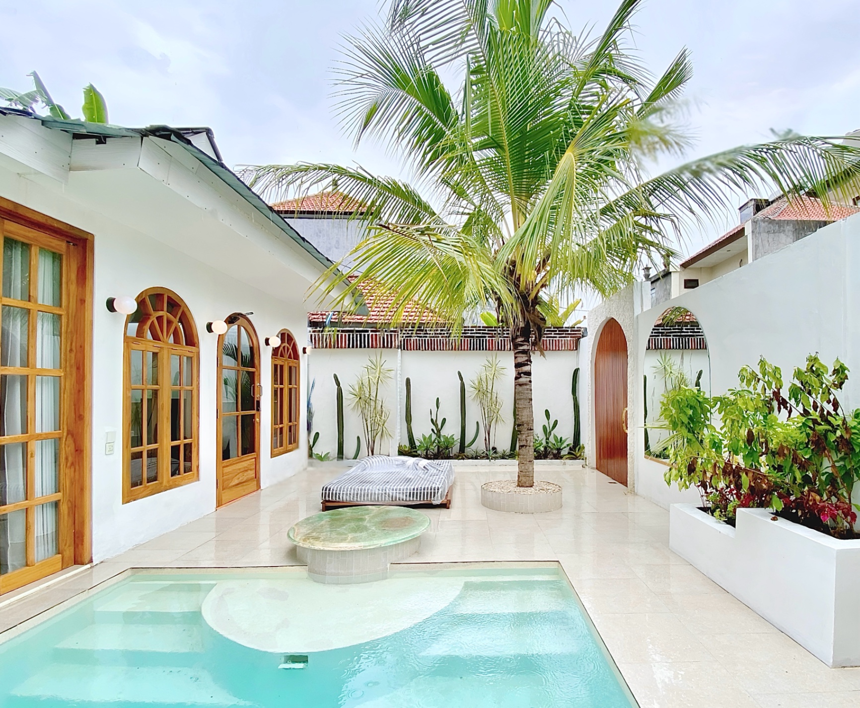 Villa image 1