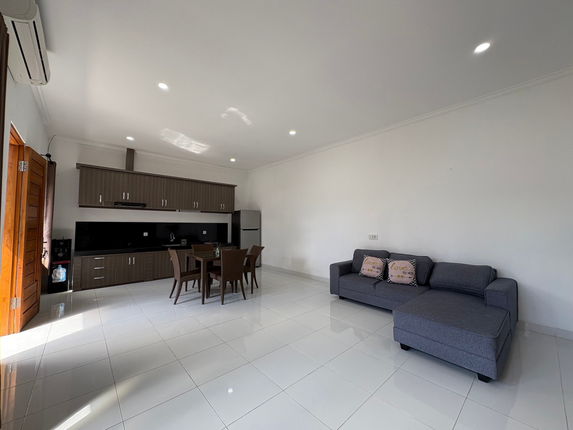 Villa image 3