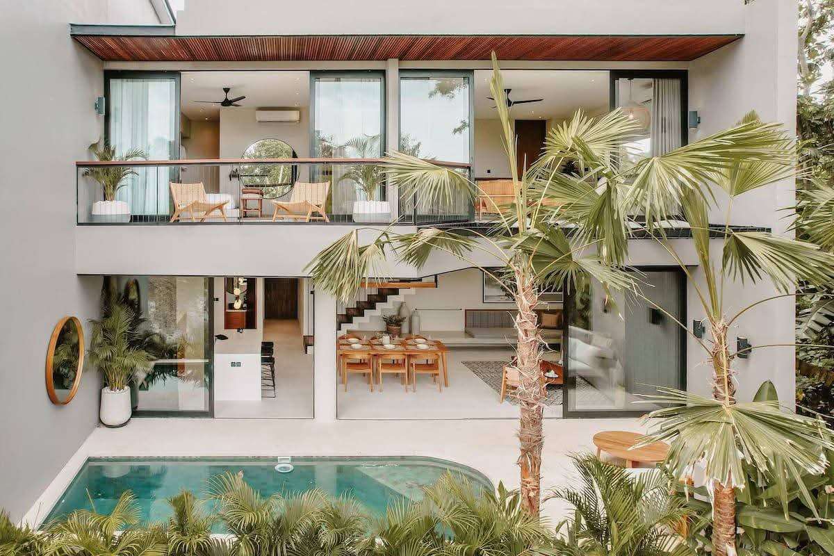 Villa image 1