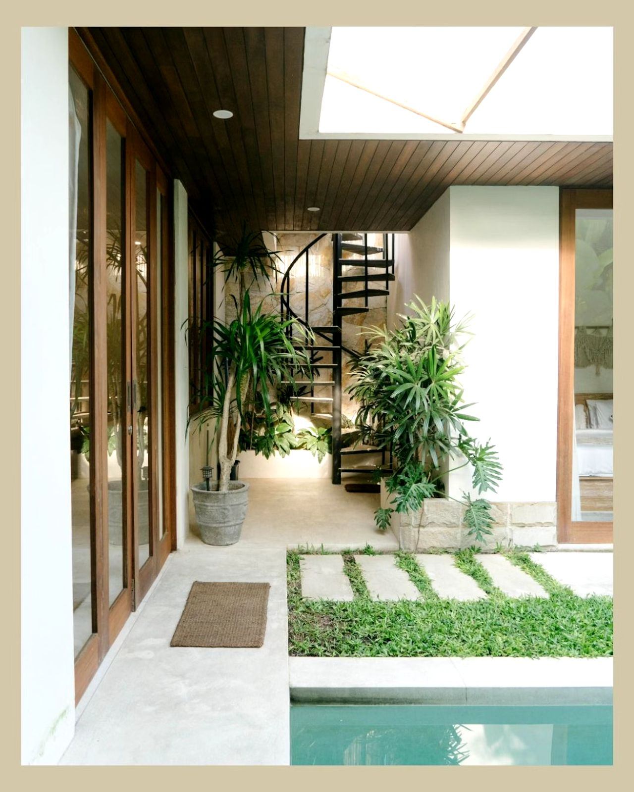 Villa image 1