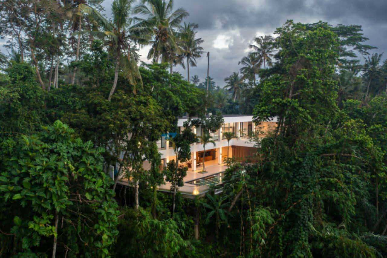 Villa image 1