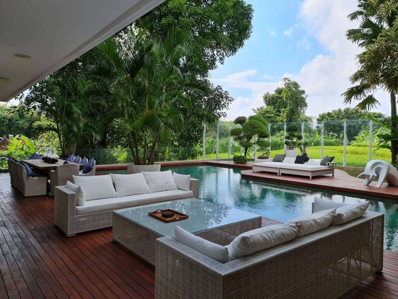 Villa image 1