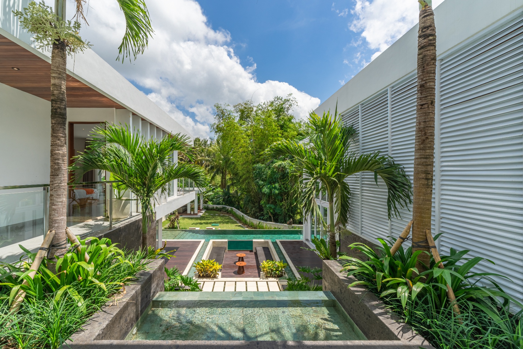 Villa image 2