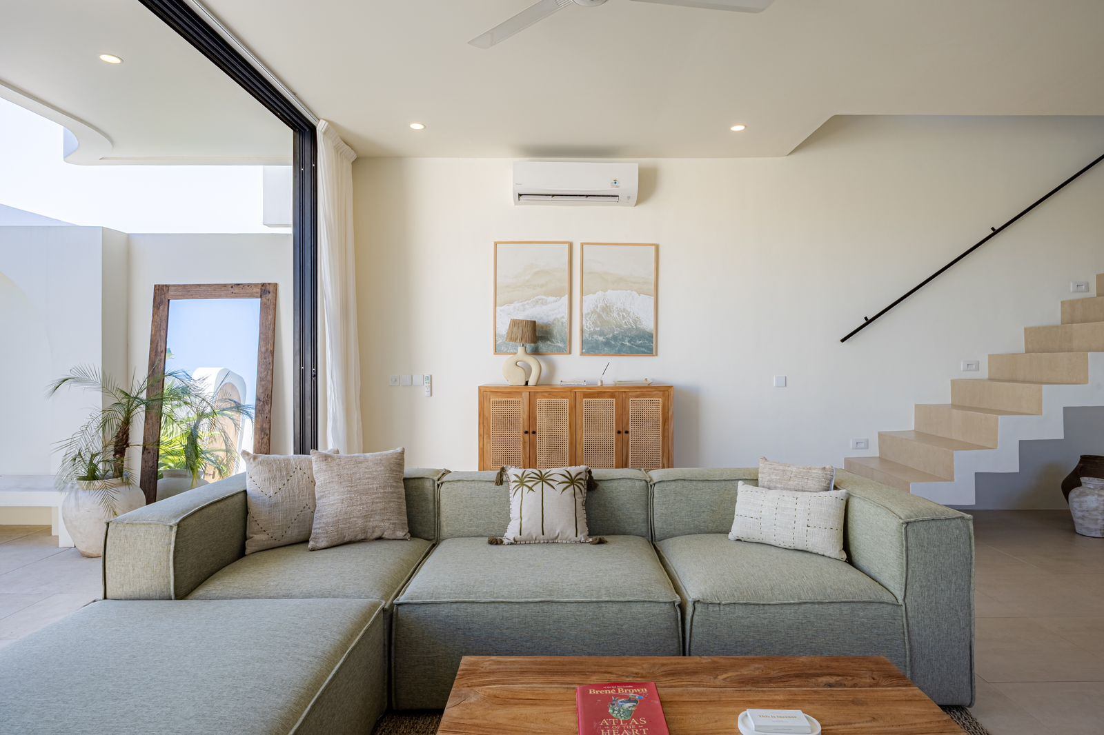 Villa image 3