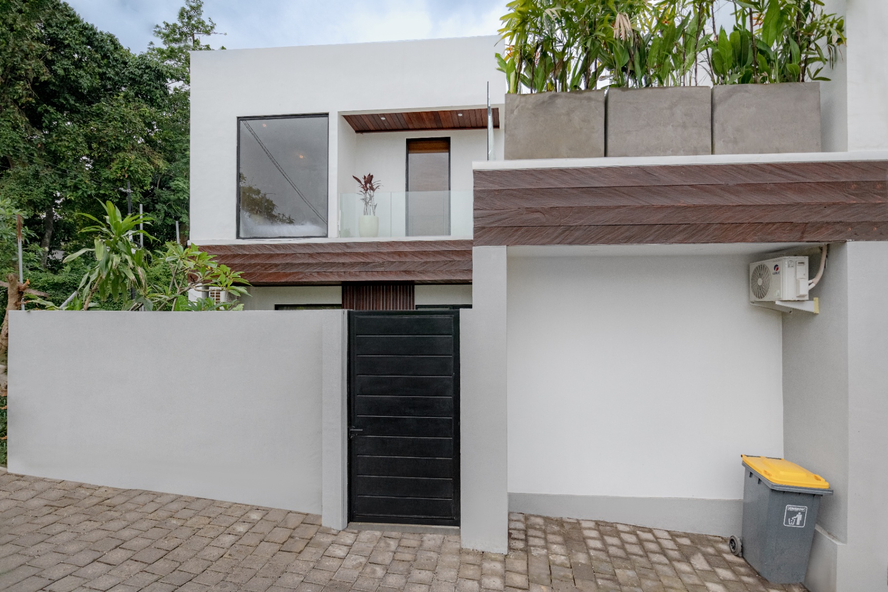 Villa image 3