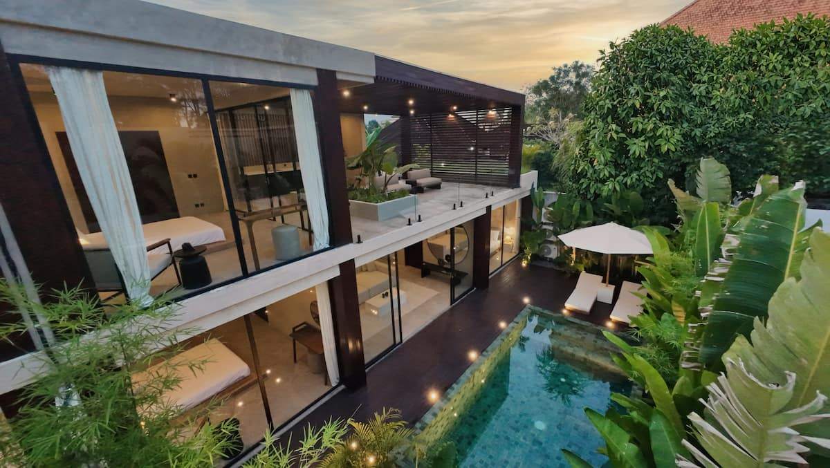 Villa image 1