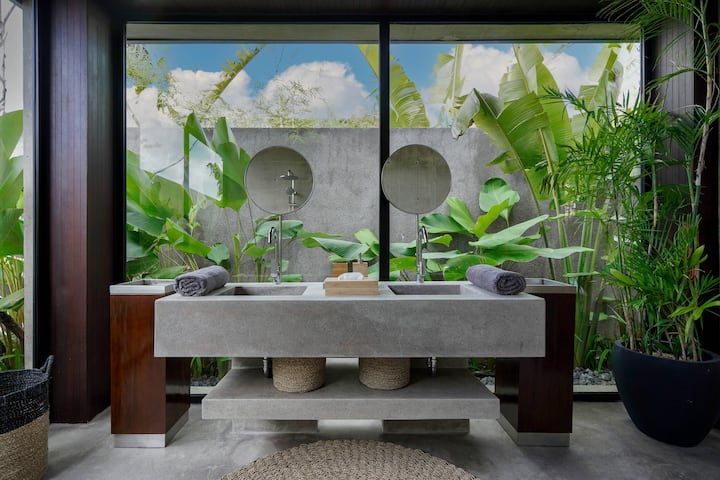Villa image 2