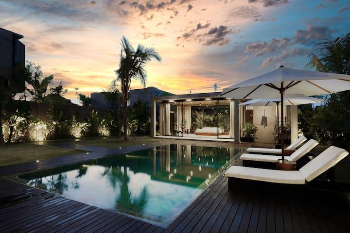 Villa image 2