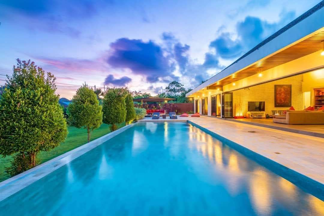 Villa image 1