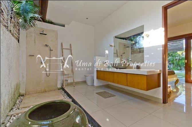 Villa image 3