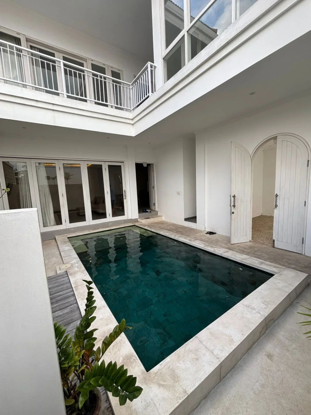 Villa image 1