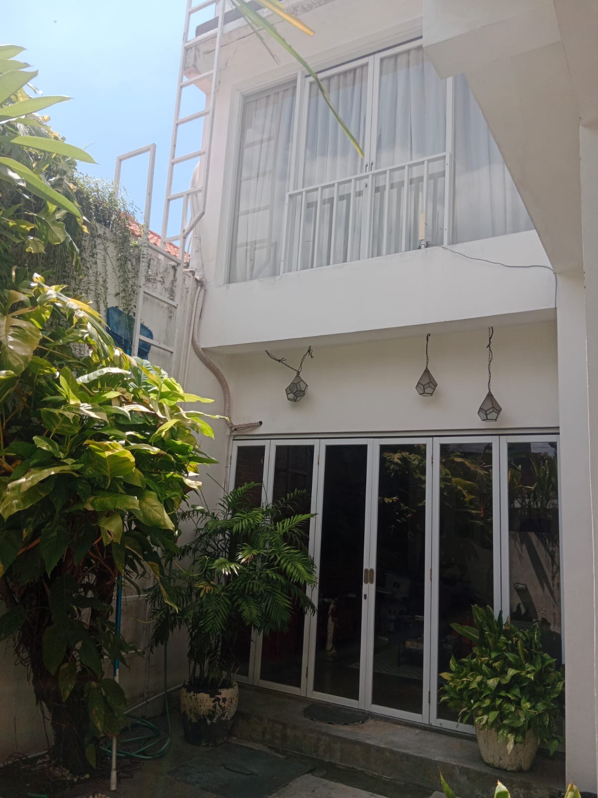 Villa image 2