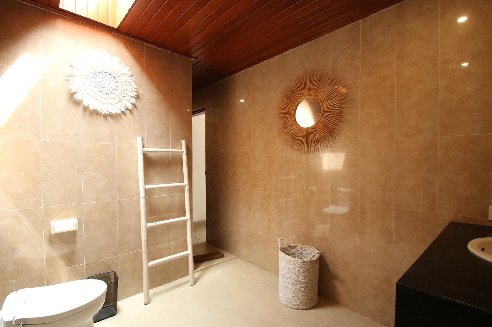 Villa image 5