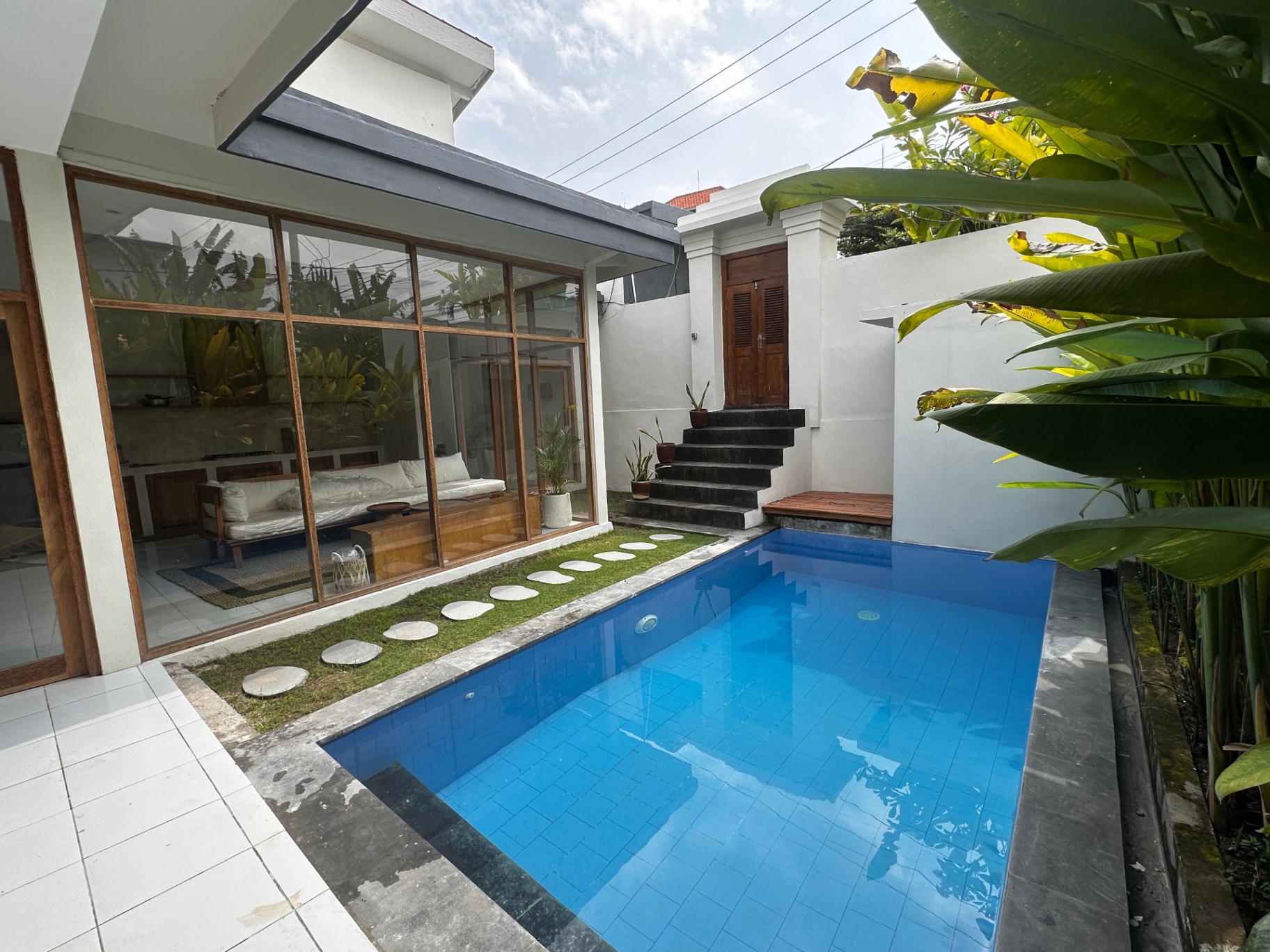 Villa image 2