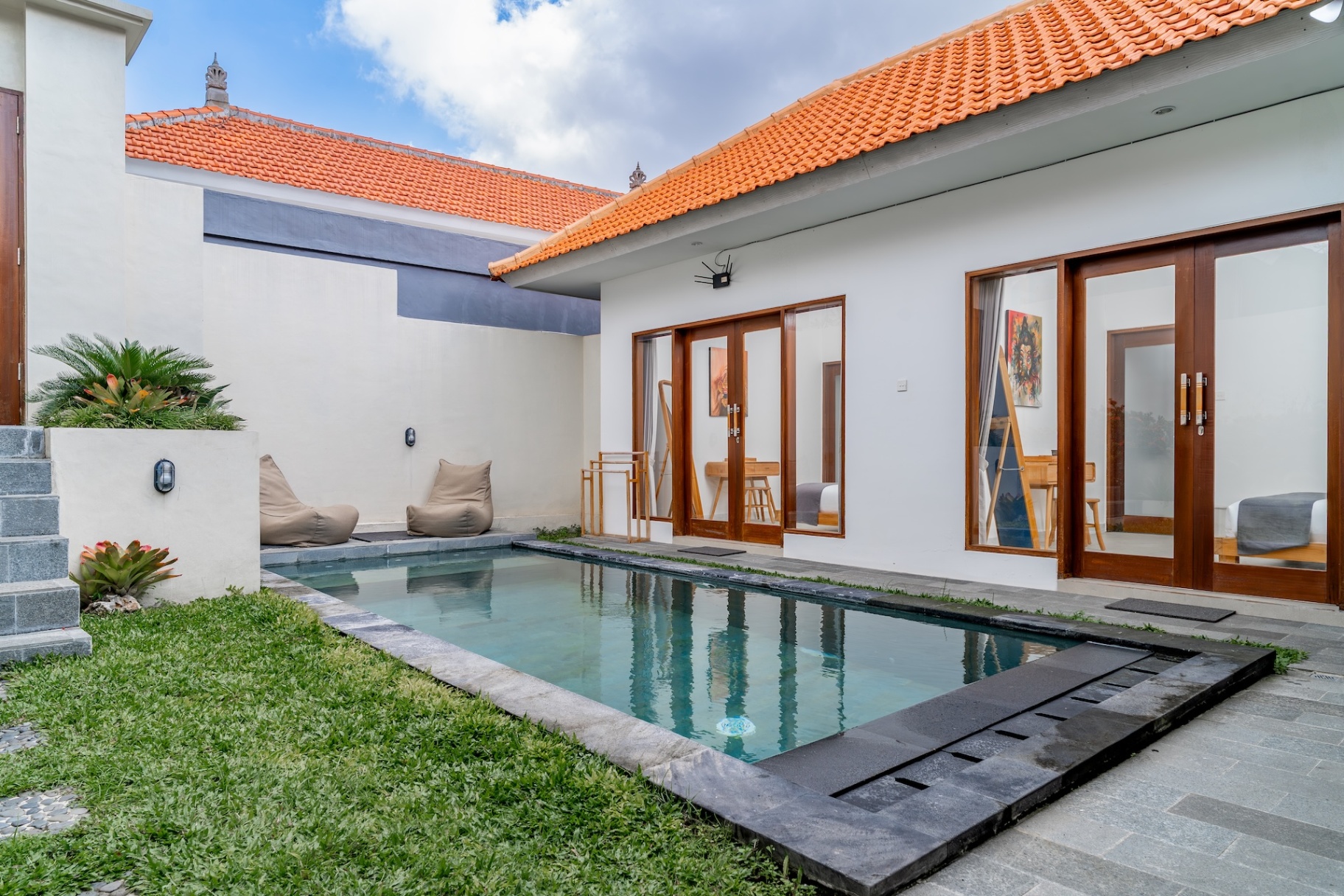 Villa image 2