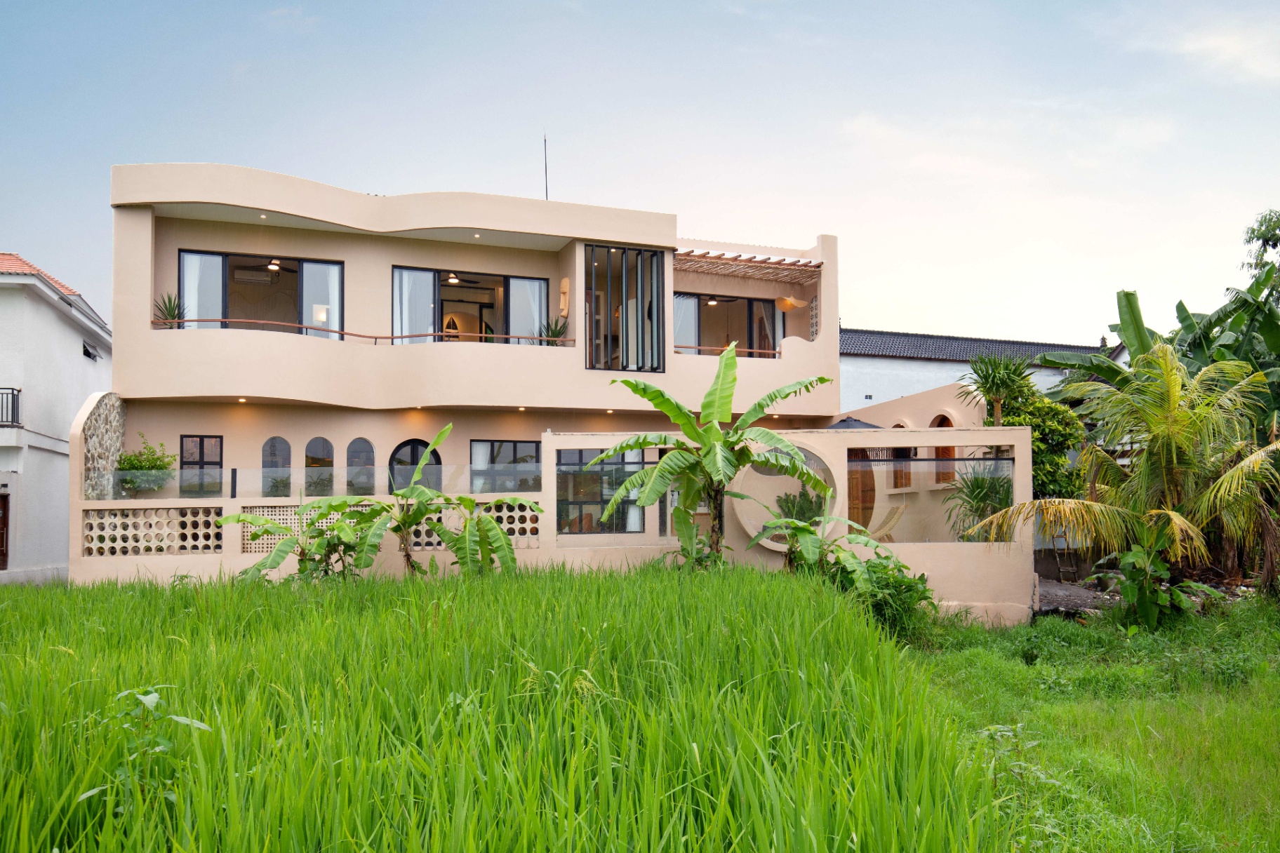 Villa image 2