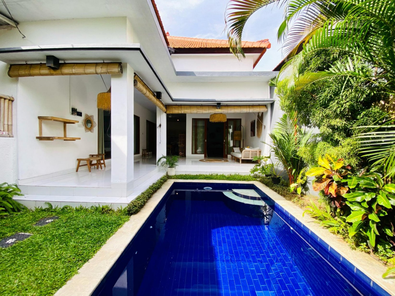 Villa image 1