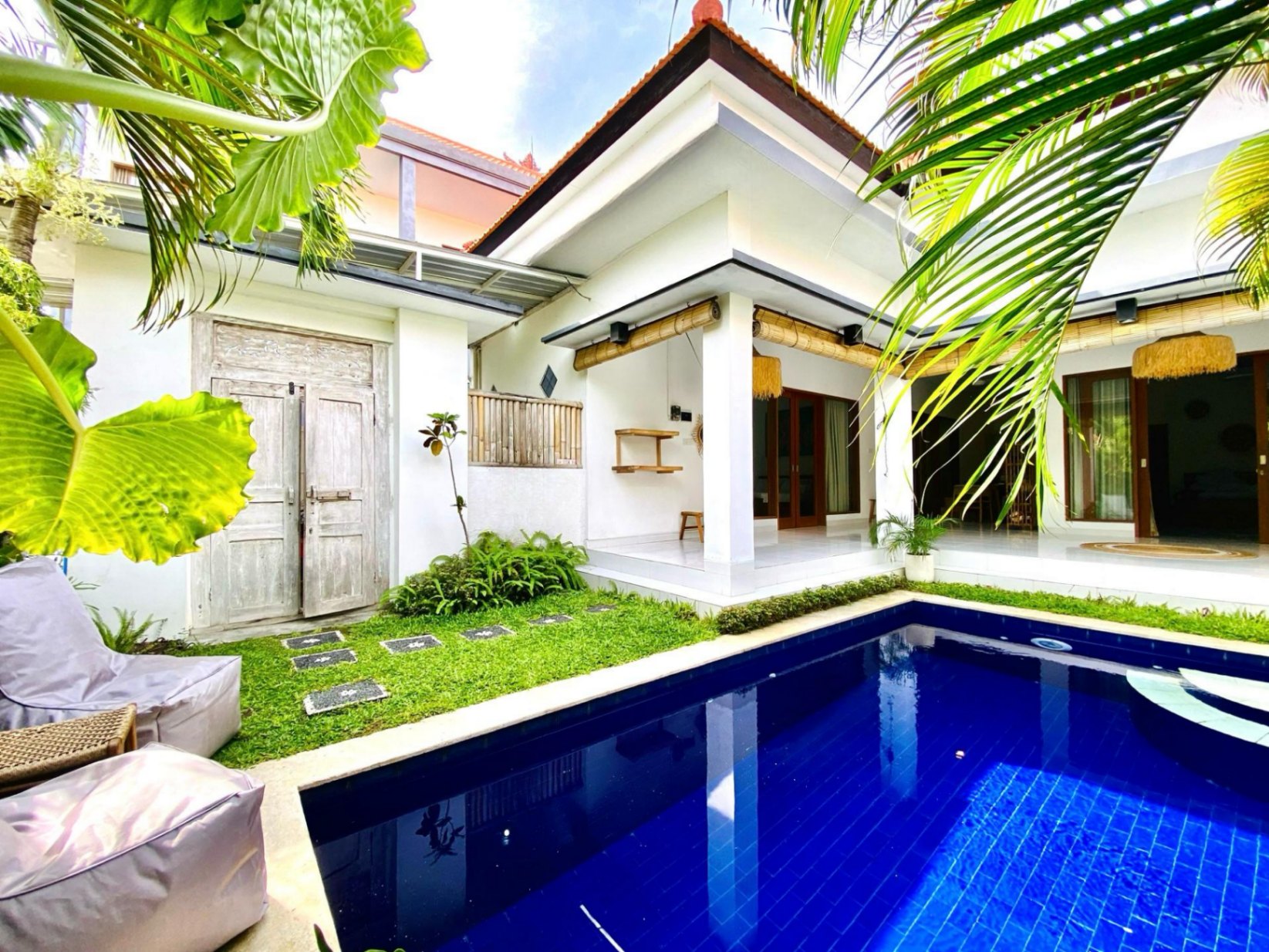 Villa image 2