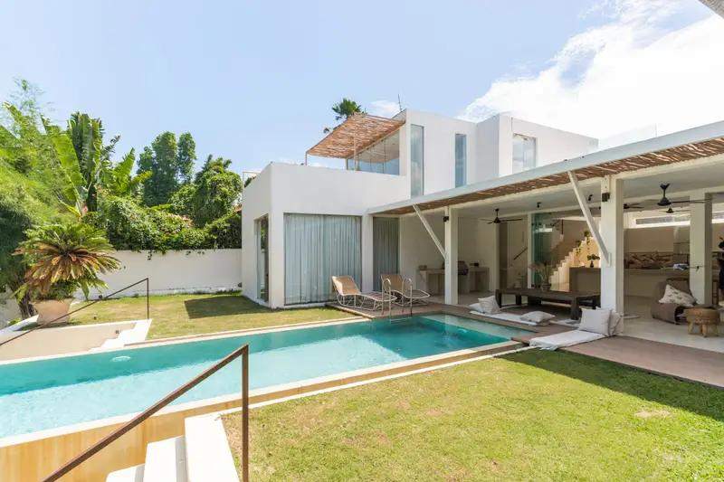 4BR Villa w/ Rooftop, Office & Garden