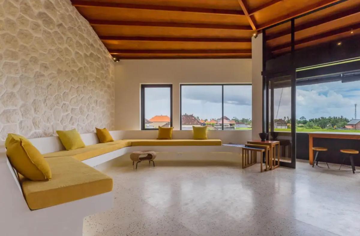 Villa image 3