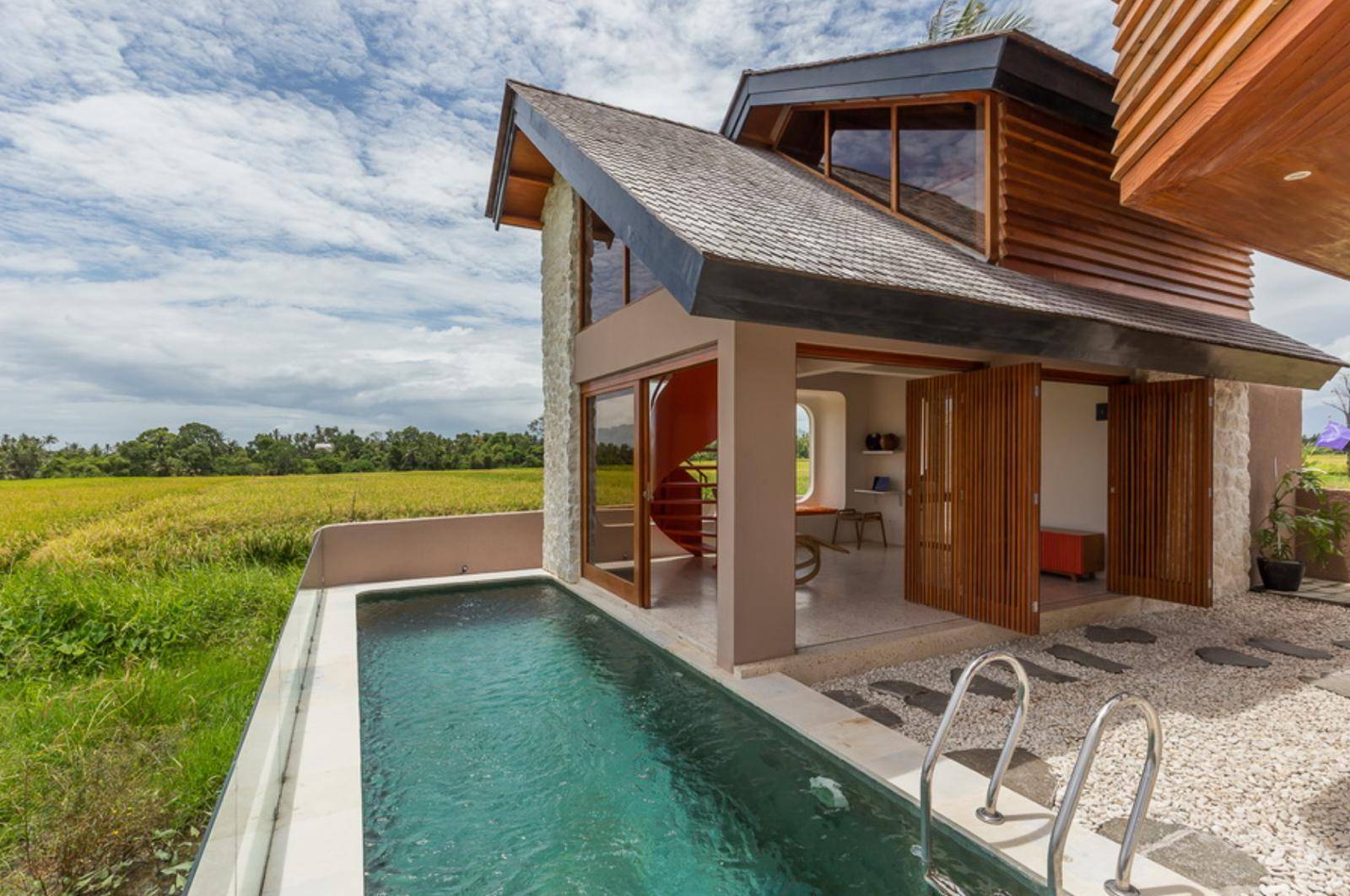 Villa image 1