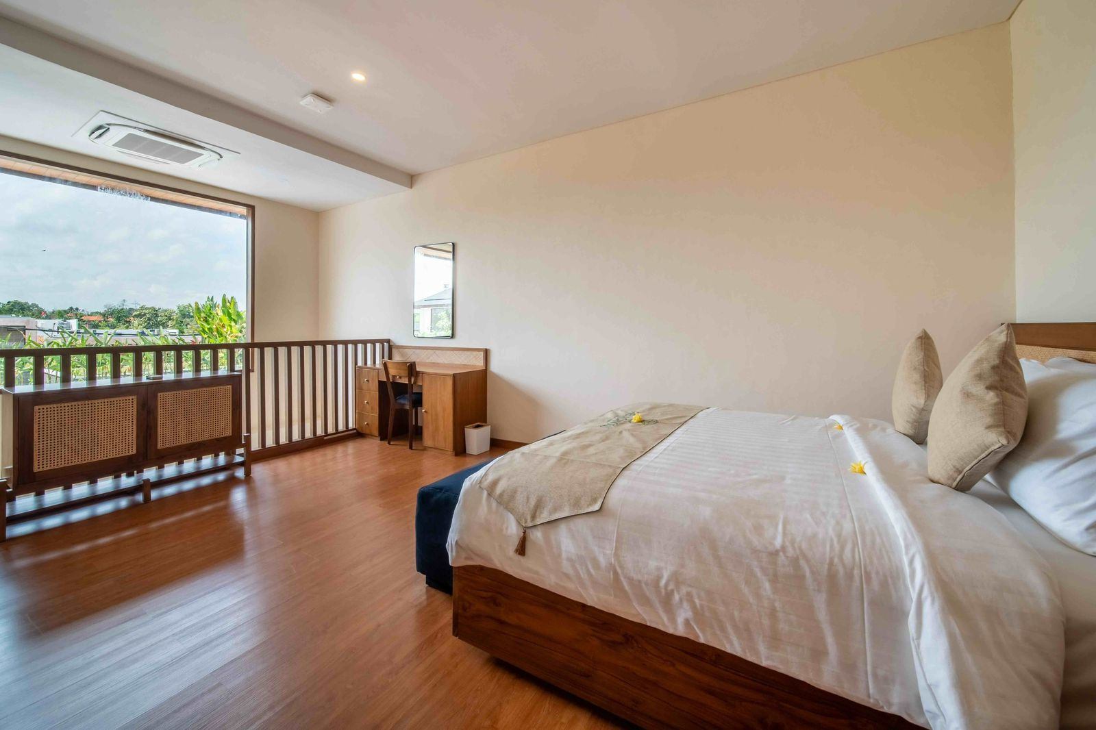 Villa image 2