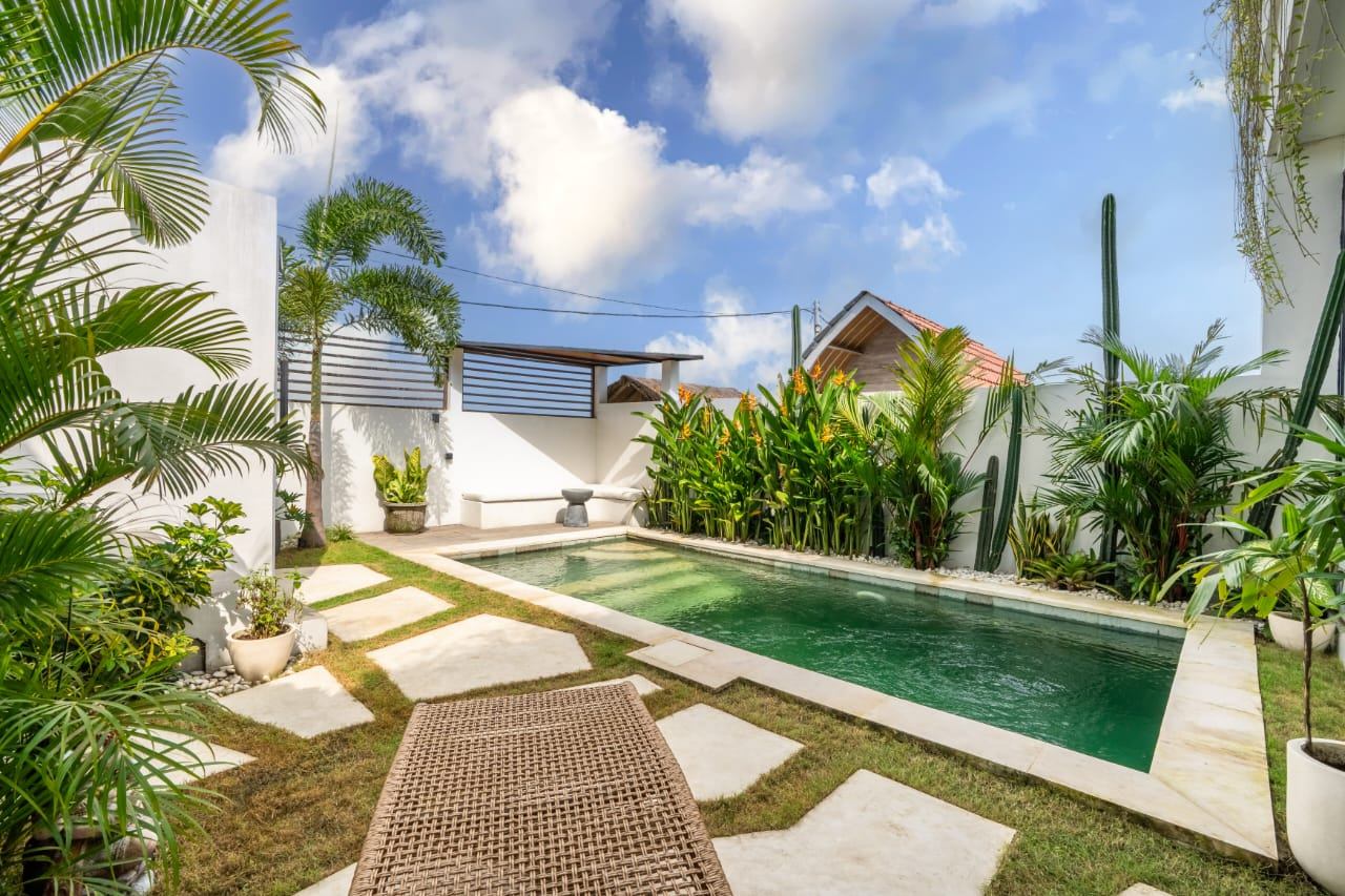 Villa image 1