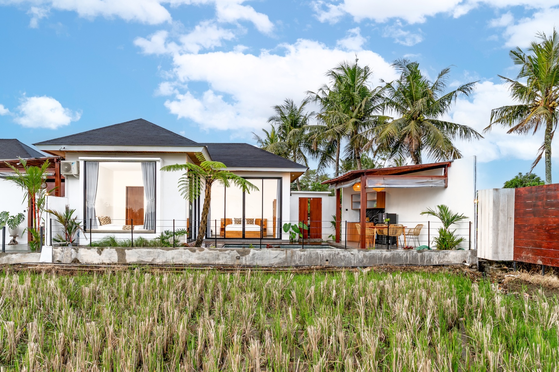 Villa image 1