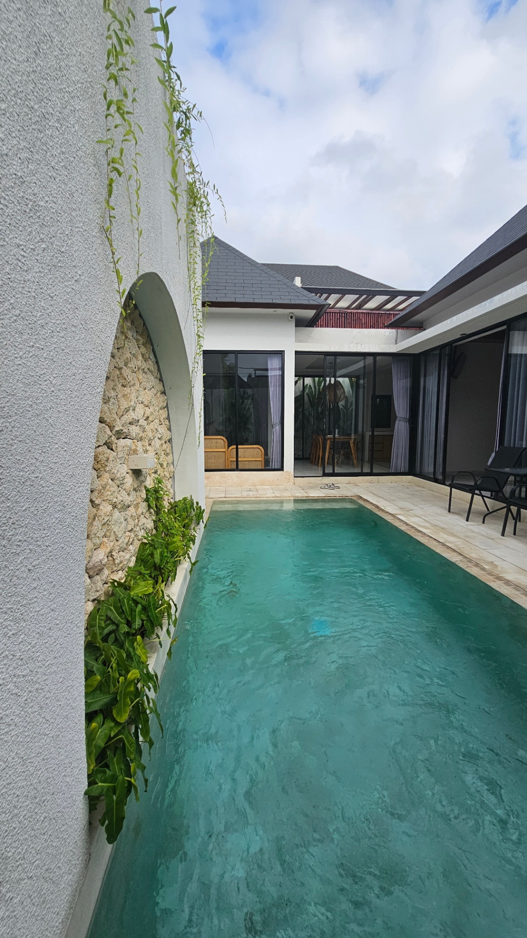 Villa image 1