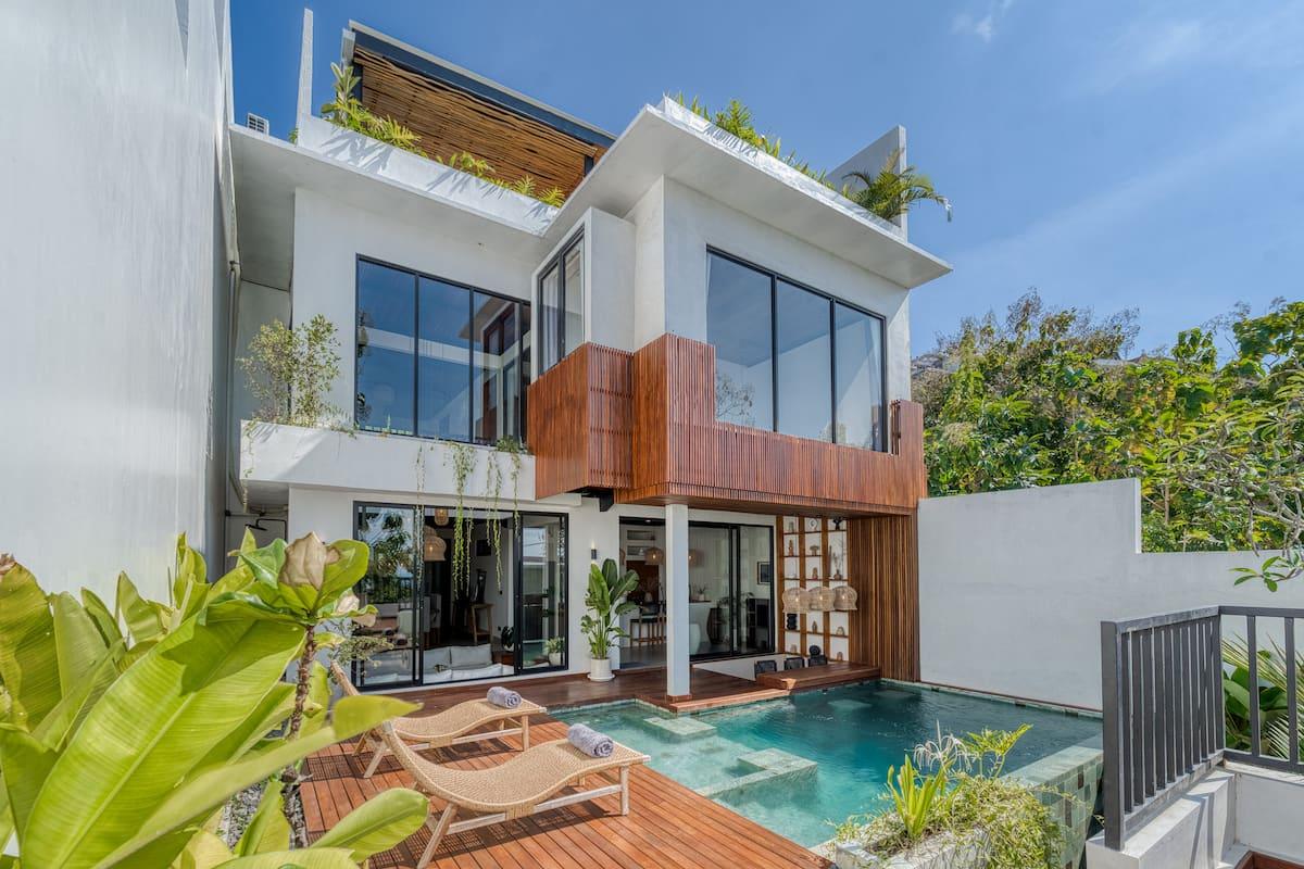 Villa image 1