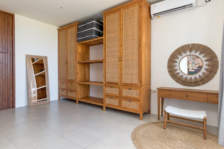 Villa image 2