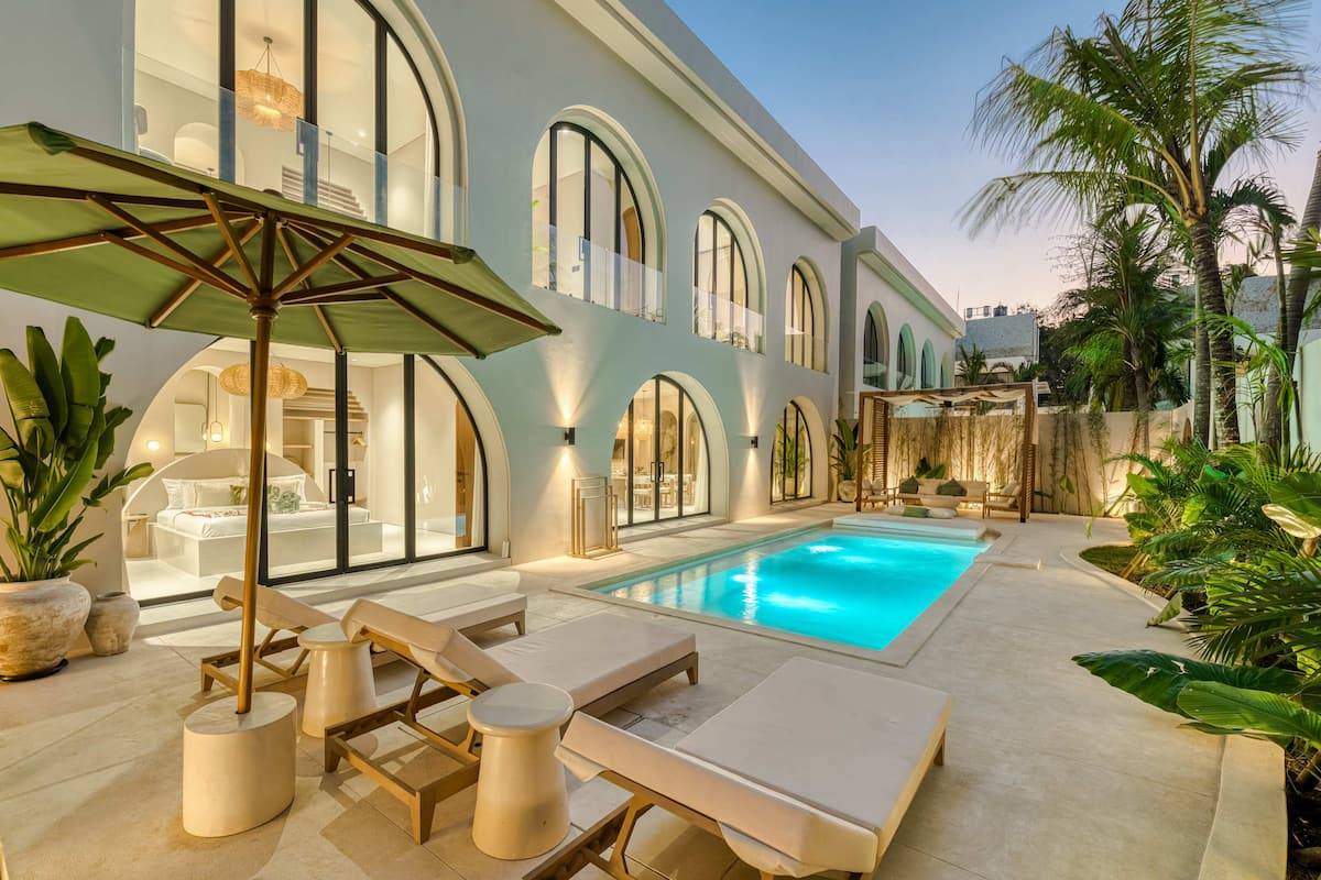 Villa image 1