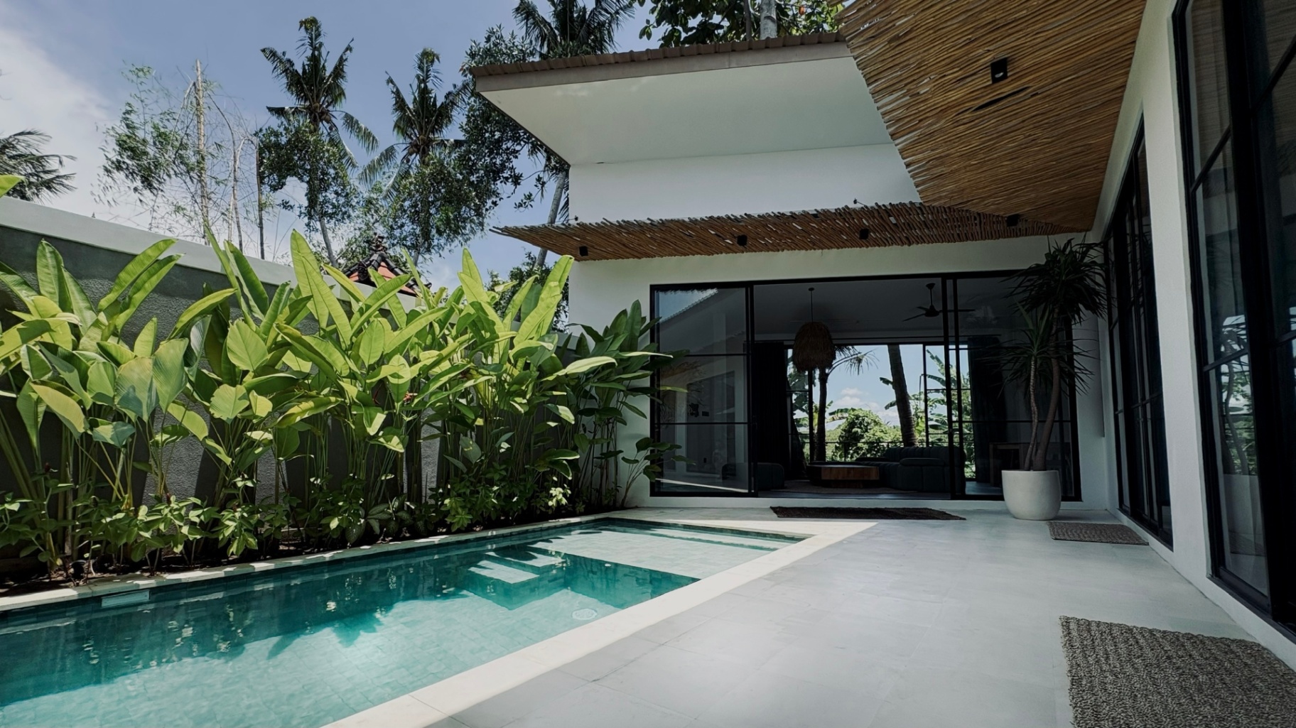 Villa image 1
