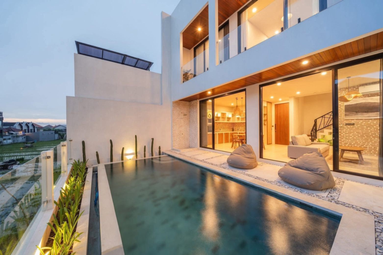 Villa image 1