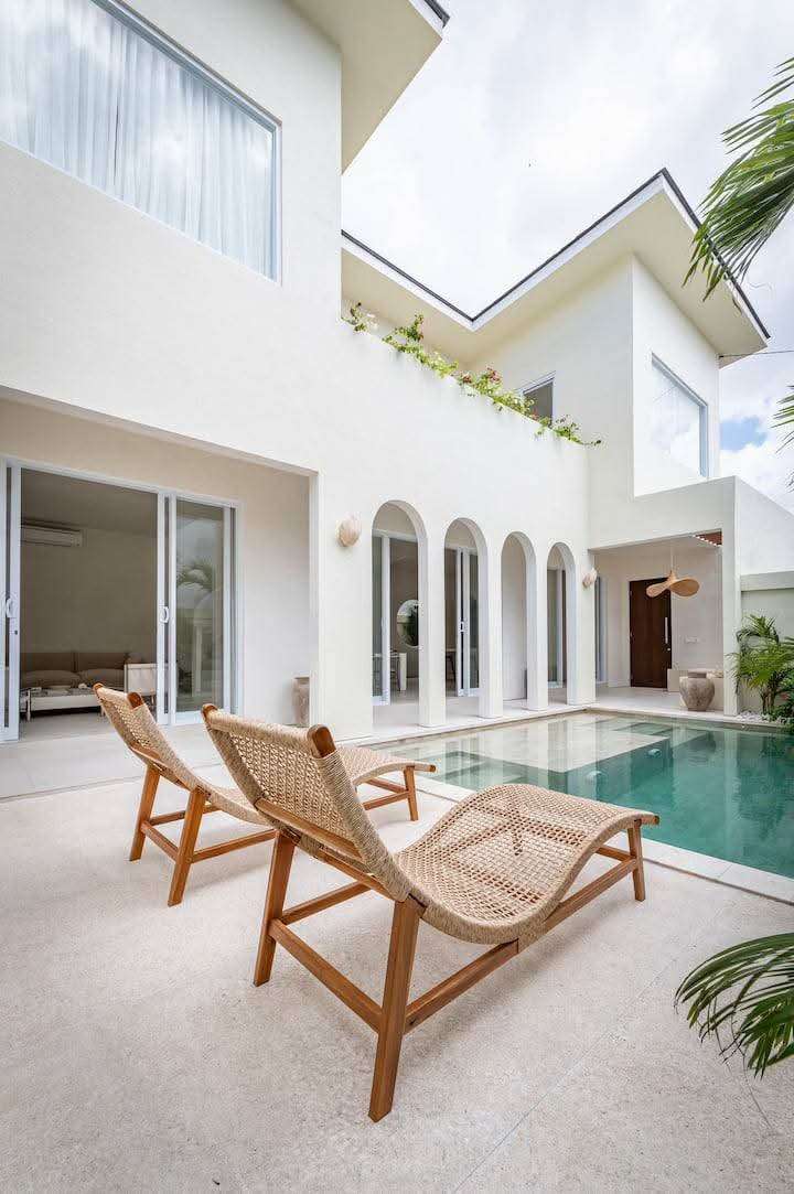 Villa image 1