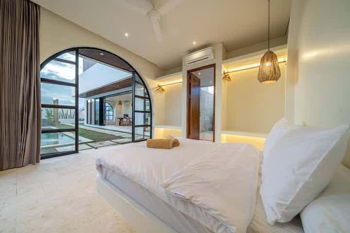 Villa image 2
