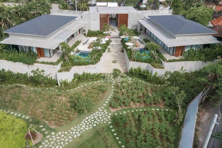 Villa image 1