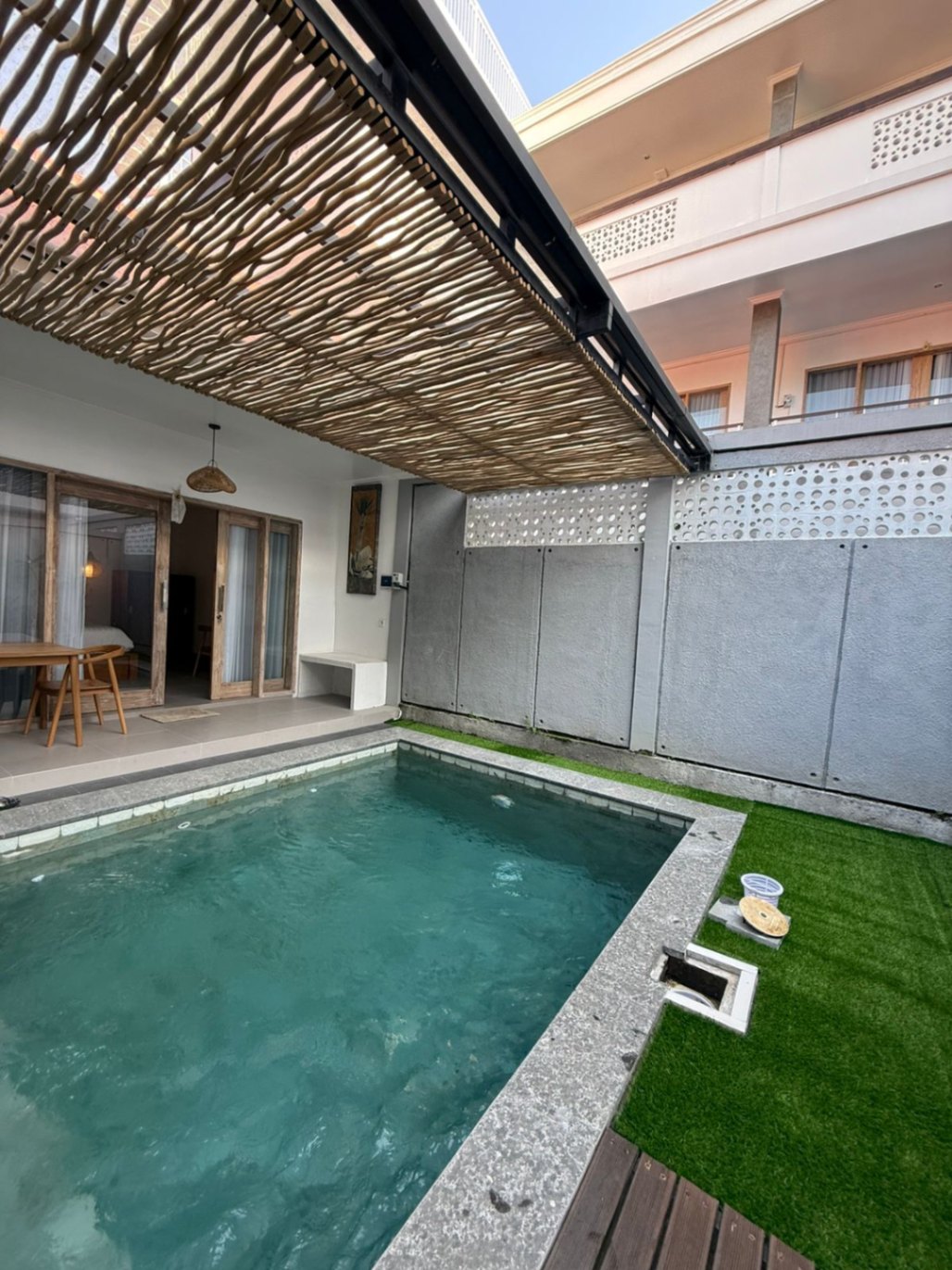 Villa image 1