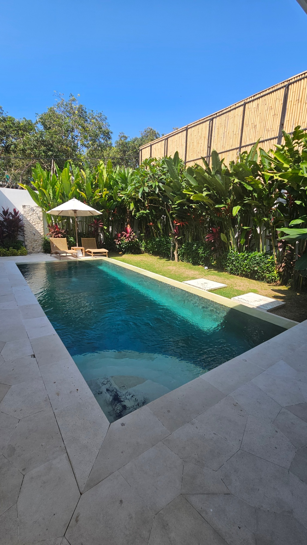 Villa image 2