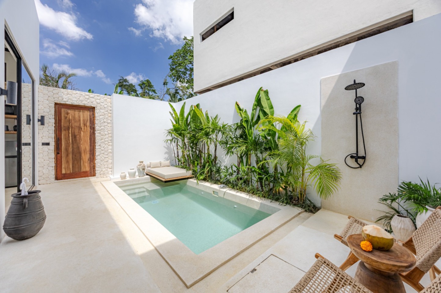 Villa image 2