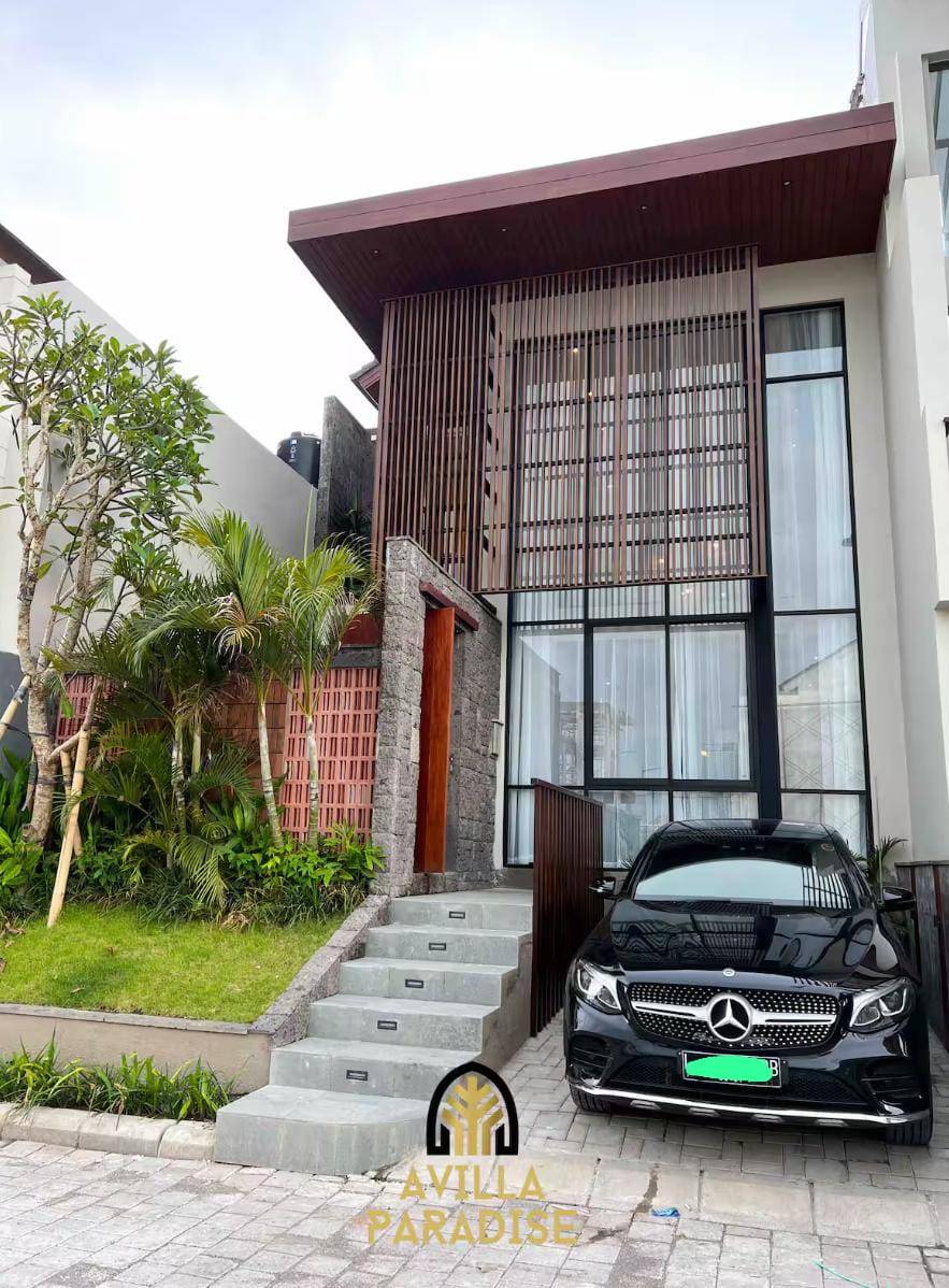 Villa image 1
