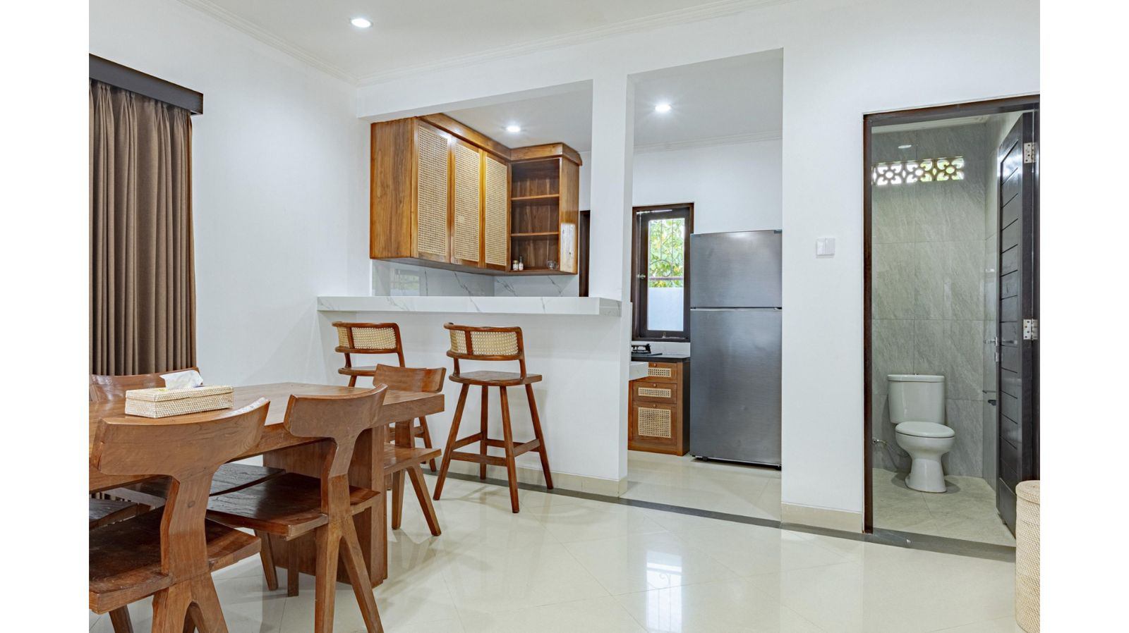 Villa image 2