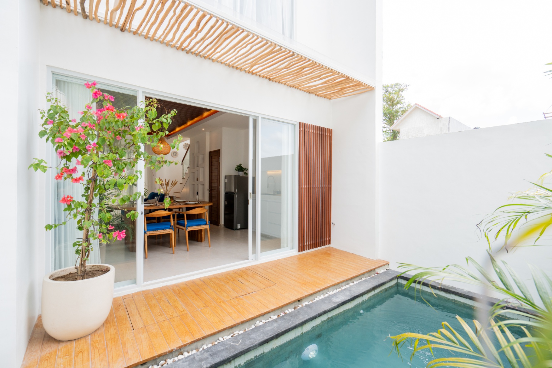 Villa image 1