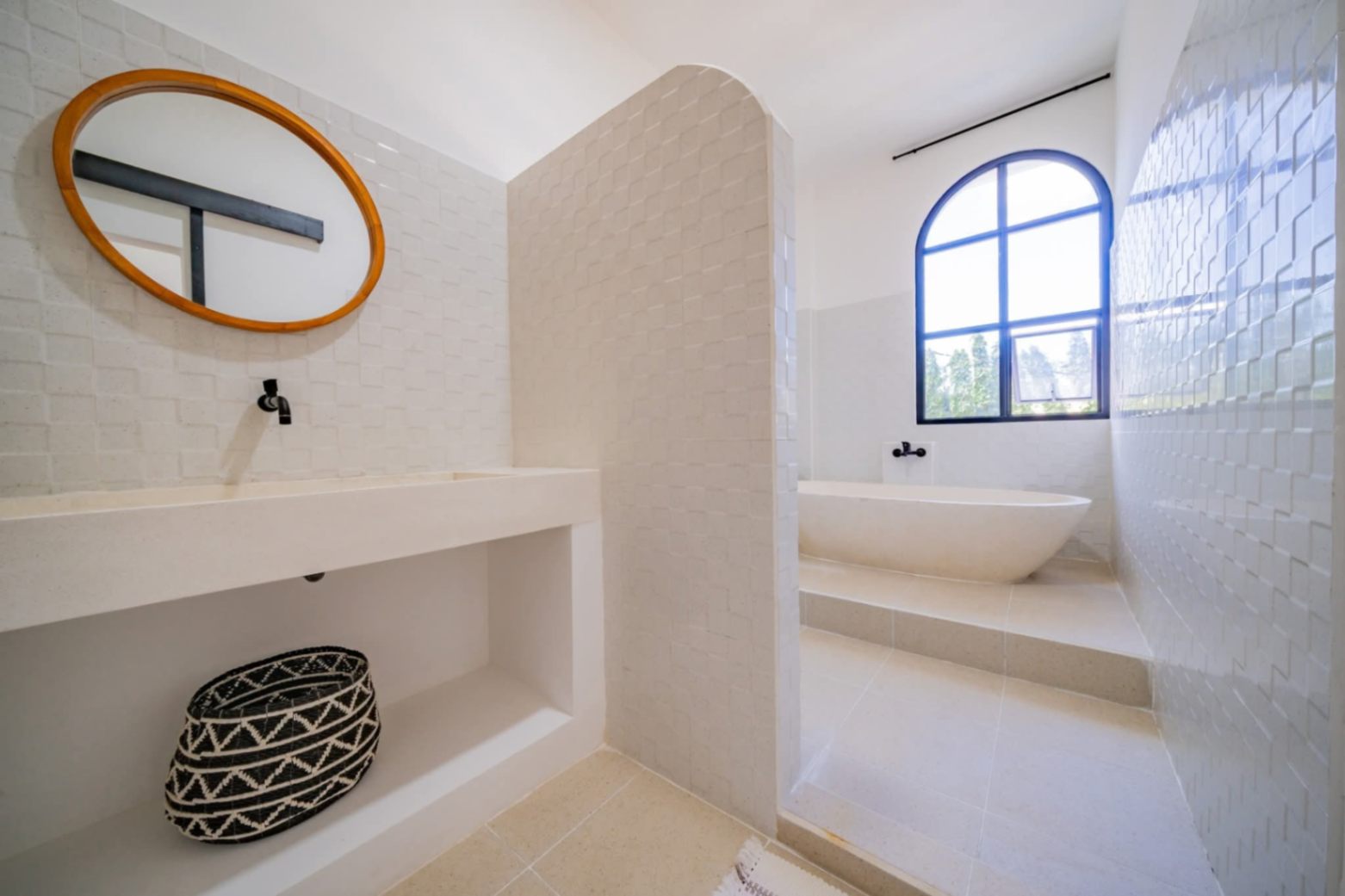 Villa image 2