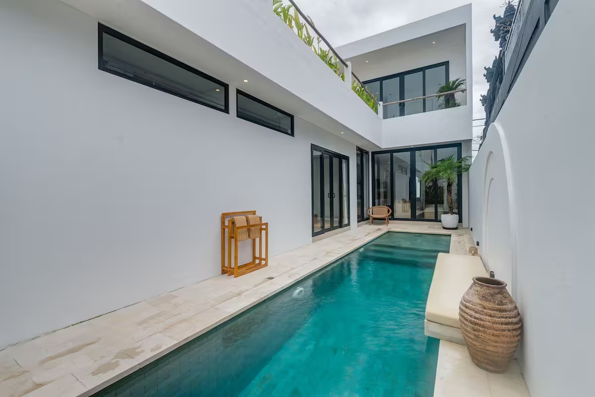 Villa image 1