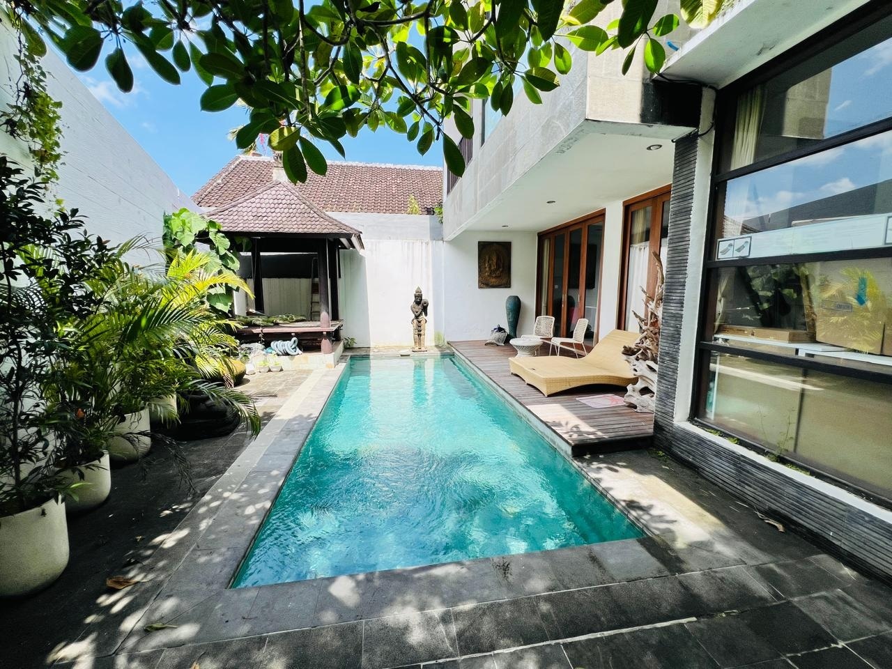 Villa image 2